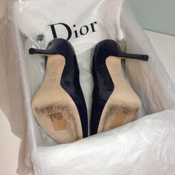Authentic Dior patent leather peep toe pump with logo LIKE NEW - Picture 6 of 6